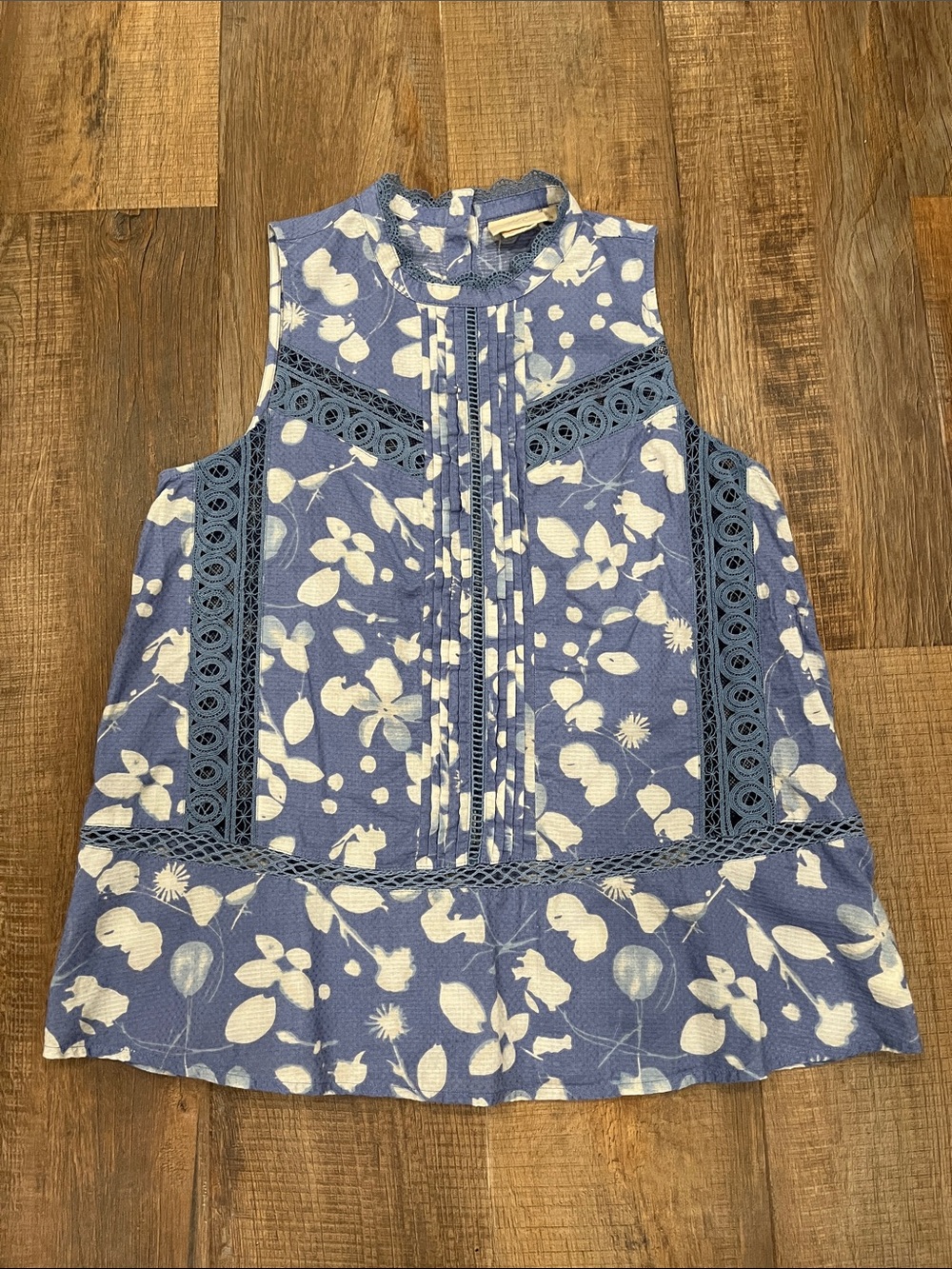 Anthropologie Sleeveless Blue Floral Lace-Trim Top 10